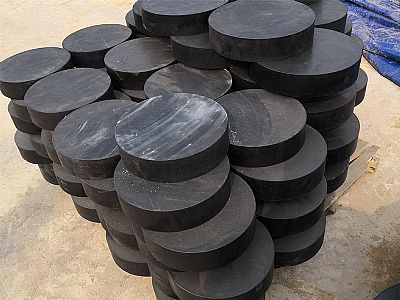 茂南区板式橡胶支座由若干层橡胶片与薄钢板经加压硫化